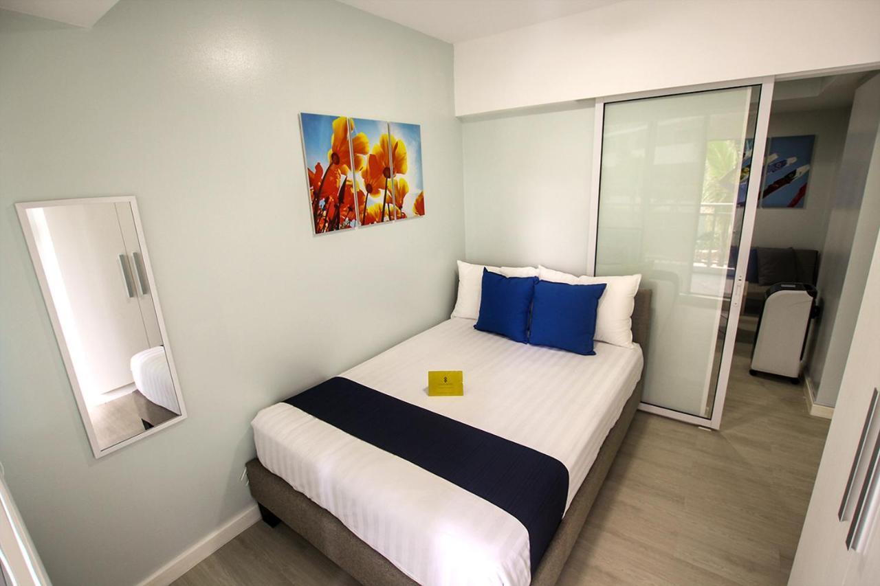Siglo Suites @ The Azure Urban Resort Residences Paranaque City Exterior photo